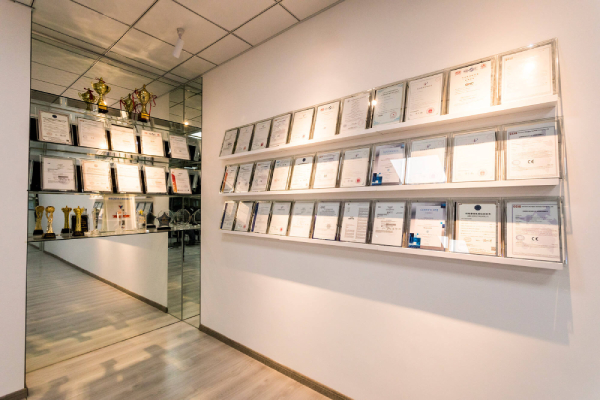 億佰特證書(shū)墻 億佰特證書(shū)墻