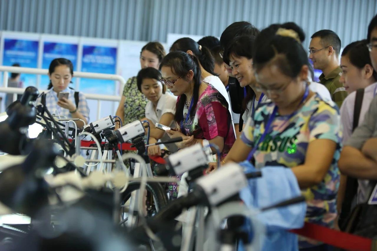 展會現(xiàn)場2 展會現(xiàn)場2